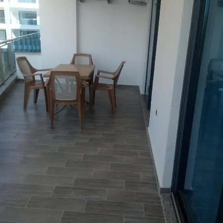 Platinum Apartment *